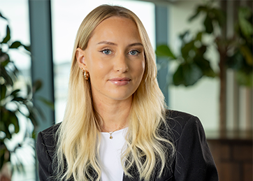  Signe Gerebrink, Skattejurist
