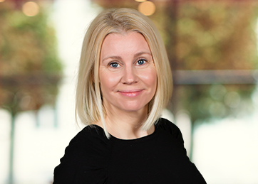 Kristina Wikbladh, Customs Manager